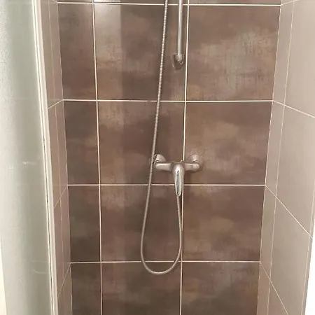 Appart Simple Entier 1 Ch A Ch-Gontier 1Er Ou 2Eme Etage Château-Gontier Buitenkant foto