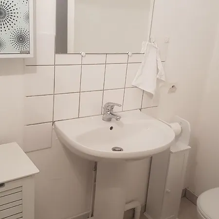 Appart Simple Entier 1 Ch A Ch-Gontier 1Er Ou 2Eme Etage Château-Gontier Buitenkant foto